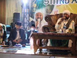 Bersholawat Bersama Habib Umar Bafaqih Di STITNU Al Farabi Pangandaran