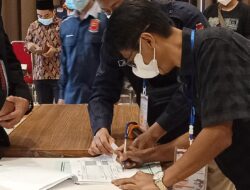 Hasil Rapat Pleno Rekapitulasi Tingkat Kabupaten: Pasangan Jeje-Ujang Unggul