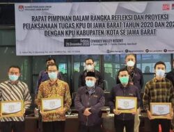 Sukses Gelar Pilkada KPU Pangandaran Diganjar Enam Penghargaan