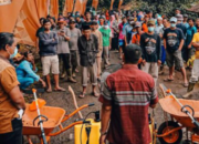 Pasar Langkaplancar Digerebek Karangtaruna Dan Patra.