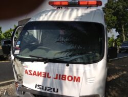 Saat Mengawal Jenazah Kakek, Tabrakan di Jalan