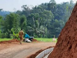 Pemkab Pangandaran Bangun Jalan Hotmiks Sepanjang 12,654 Kilometer