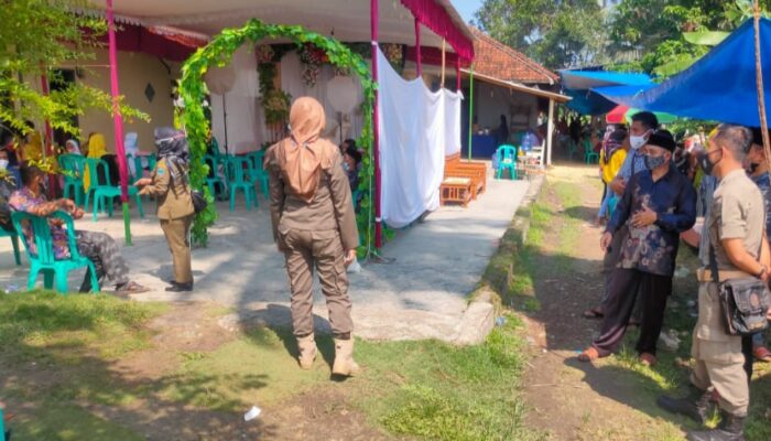 Saat PPKM Darurat, Warga Gelar Hajatan Dibubarkan Satpol PP Pangandaran