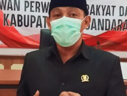 DPRD Pangandaran Berikan Penghargaan Atas Prestasi Pemkab Pangandaran