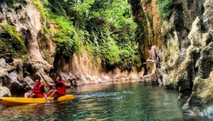 Body Rafting Batu Lumpang Garden, Panorama Eksotis Di Pangandaran