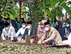 Ziarah Ke Makam Tokoh Pemekaran Presidium Pangandaran,Bupati : Kita Jasmerah