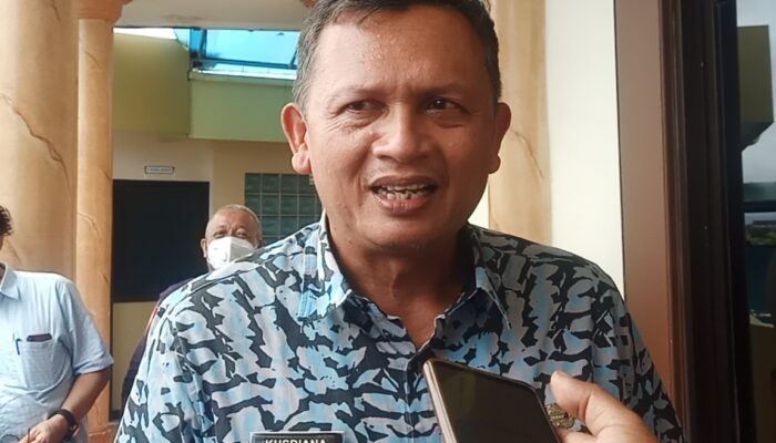 Scan QR Code Aplikasi PeduliLindungi Sudah Diberlakukan Di Pemkab Pangandaran