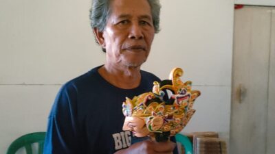 Pengrajin Wayang Golek Asal Citumang Pangandaran Hasil Karyanya Sampai Ke Mancanegara