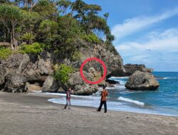 Unik Ukiran Alam Mirip Wajah Manusia Di Pantai Madasari