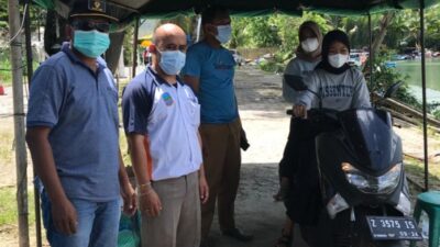 Obyek Wisata Pantai Barukaras Tidak Ditutup Tapi Pengalihan Arus Masuk Sementara