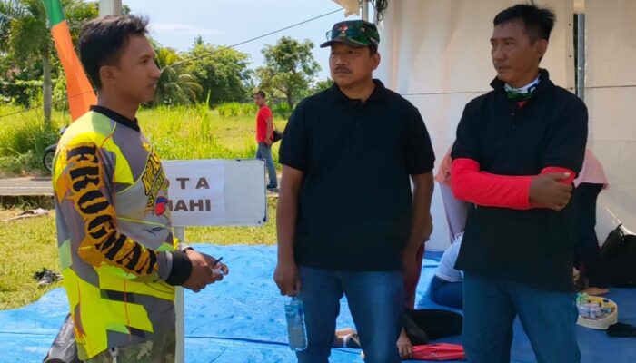 Ketum Terpilih KONI Pangandaran Agus Mulyana, Meninjau Pelaksanaan BK Porprov XIV Jabar Di Bandara Nusawiru