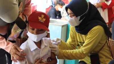 Kapolres Ciamis Monitoring Vaksinasi Usia 6 – 11 Tahun Di Pangandaran