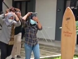 Simulasi, Pengelola Hotel Berhamburan Keluar Selamatkan Diri Di Pantai Batu Karas