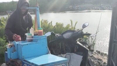 Viral Jembatan Sodongkopo Nusawiru, Membawa Berkah Bagi Pedagang Cilok