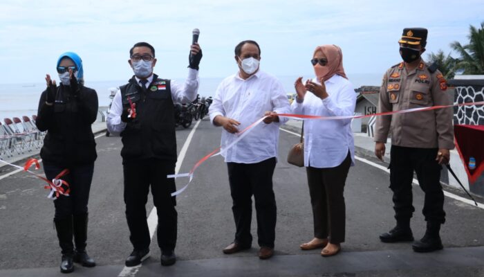 Jembatan Merah Pantai Timur Pangandaran Diresmikan Gubernur Jawa Barat
