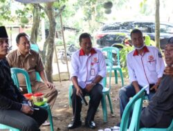 Ketua DPRD Bersama Ketua KONI Pangandaran Takziah Ke Keluarga Korban Tertabrak Moge