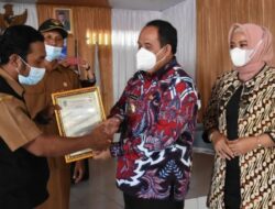 Sukses Deklarasikan ODF,Desa Karangjaladri Mendapat Sertifikat Dari Bupati Pangandaran