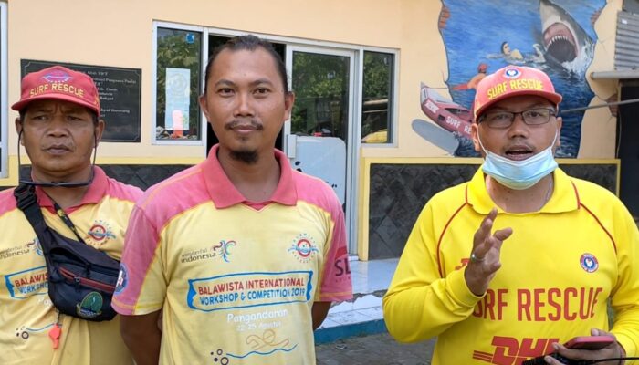 Balawista Pangandaran Himbau Wisatawan Harap Patuhi Rambu Rambu Larangan Berenang