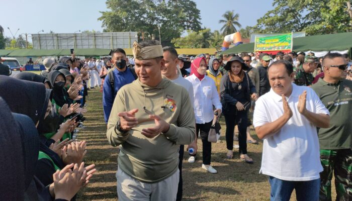 Pangdam III/ Siliwangi Mayjen TNI Kunto Arief Wibowo Disambut Meriah Oleh Para Pelajar Pangandaran