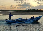Muara Sungai Bojong Salawe Pangandaran Dangkal, Nelayan Berharap Secepatnya Di Normalisasi