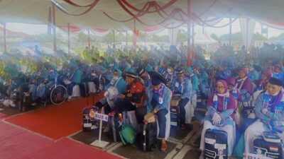 Bupati Pangandaran Jeje Wiradinata Secara Resmi Melepas 185 Jamaah Haji