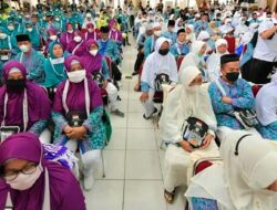 Ridwan Kamil Lepas Calon Jemaah Haji Kloter 34, Salah Satunya Asal Kabupaten Pangandaran