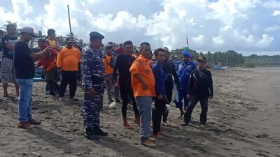 Cuaca Buruk,Pencarian Pelajar Tenggelam Dihentikan Sementara Di Pantai Legok Jawa Cimerak