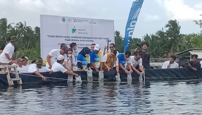 Wagub Jabar Berikan Motivasi Tanam Udang Vaname Ke Masyarakat Pangandaran