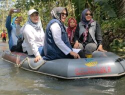 Warga Korban Banjir Keluhkan Gatal Gatal, Kadisnaker Pangandaran Berikan Bantuan Keperluan Bayi