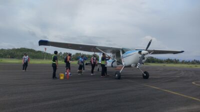 Atlet Terjun Payung 8 Kontingen Gelar Latihan Bersama Di Bandara Nusawiru Cijulang