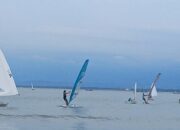Atlet Cabor Layar Porprov Jabar 2022 Semangat Berlatih Di Pantai Barat Pangandaran