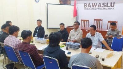 Mahasiswa Peduli Demokrasi Gelar Audiensi dengan Bawaslu Kabupaten Pangandaran, Bahas Kelalaian KPU dalam Rekrutmen PPS untuk Pilkada 2024