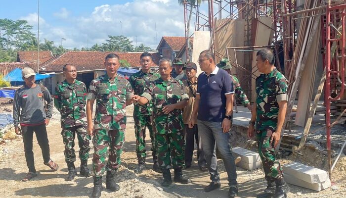 Aslog Panglima TNI Meninjau Proyek Pembangunan Masjid Ar Rahman Cijulang,Didampingi Dandim Pangandaran