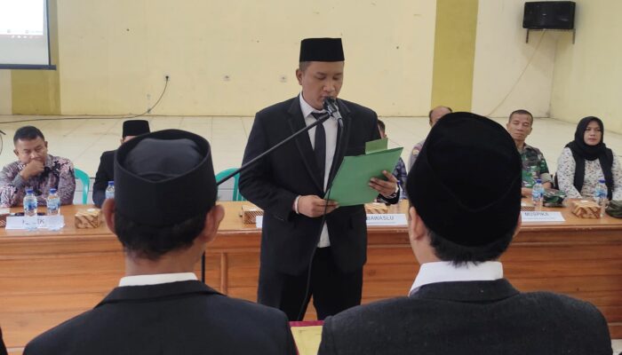 Jelang Pilkada 2024 Sebanyak 9 Panwaslu Desa Se Kecamatan Kalipucang Dilantik