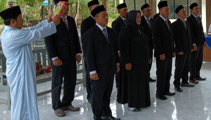 Panwascam Parigi Lantik 10 Orang PKD Mejelang Pilkada Pangandaran 2024