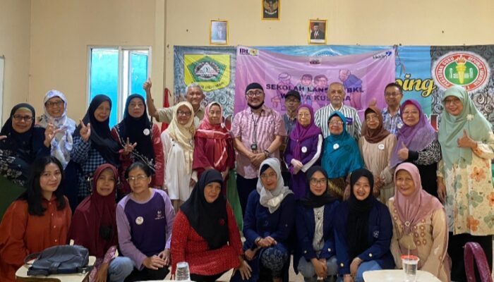 Mahasiswi IPB University Asal Pangandaran Membuat Program Penguatan Dimensi Emosional Melalui Edukasi