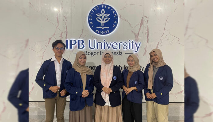 Empat Mahasiswa IPB University Sukses Ciptakan Sebuah Karya Poster, Mengangkat Masalah Literasi Digital Di Indonesia