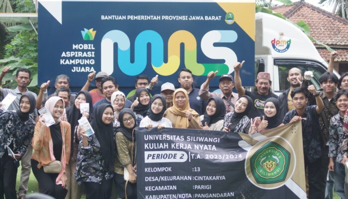 UNSIL KKN 13 Cintakarya Adakan Penyuluhan Pupuk Mikroorganisme Efektif dari Usus Sapi di Desa Cintakarya