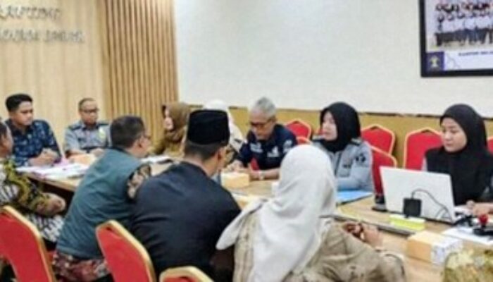 Rapat Harmonisasi 4 Raperda Anggota DPRD dan Pemkab Pangandaran Dengan Kanwil Kemenkumham Jabar