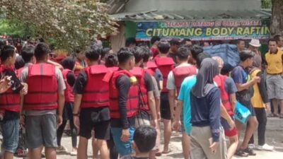 Kapolres Pangandaran Pimpin Pengamanan Libur Panjang di Objek Wisata