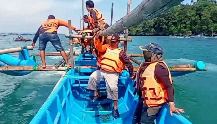 Wisatawan Asal Garut Hilang Terseret Arus di Pantai Pangandaran
