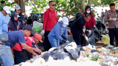 Pemkab Pangandaran Diminta Siapkan Jalur Khusus Pengangkut Sampah Pantai