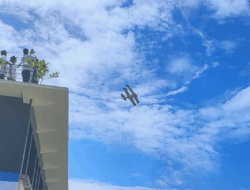 Meriah! Pangandaran Air Show 2025 dan HUT ke-20 Susi Air Disambut Antusias Ribuan Pengunjung