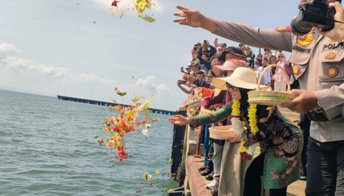 Syukuran Nelayan Bojongsalawe: Bupati Pangandaran Apresiasi Semangat Kebersamaan dan Soroti Isu Krusial