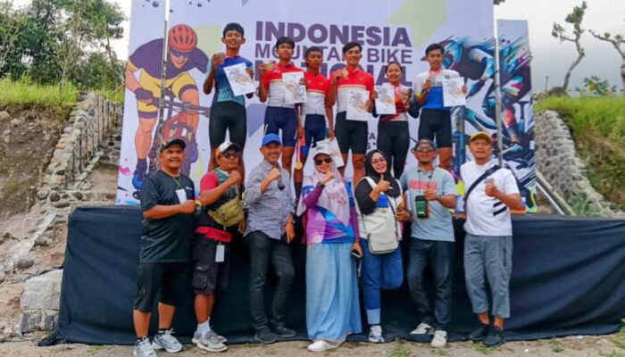 Dua Atlet Sepeda Asal Pangandaran Sumbang Medali untuk Jawa Barat di Kejurnas MTB 2025