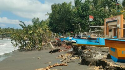 Tokoh Masyarakat Batukaras Sampaikan Surat Terbuka kepada Gubernur Jabar Terkait Abrasi dan Pembangunan Kolam Labuh