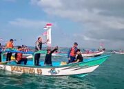17.845 Bendera Merah Putih Berkibar di Pantai Pangandaran, Simbol Semangat Kemerdekaan dari Pesisir