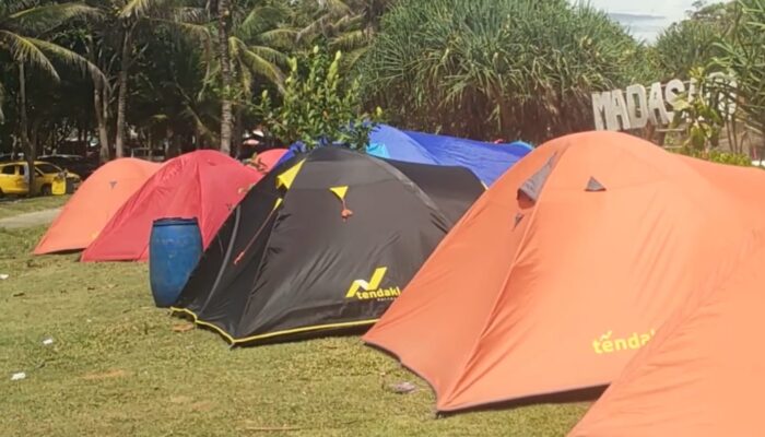 Pantai Madasari, Surga Wisata Tersembunyi Favorit Pecinta Camping di Pangandaran