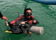 Tim Penyelam Duck Dive Bersama SAR Gabungan Lakukan Pencarian Penerjun Payung di Perairan Batukaras