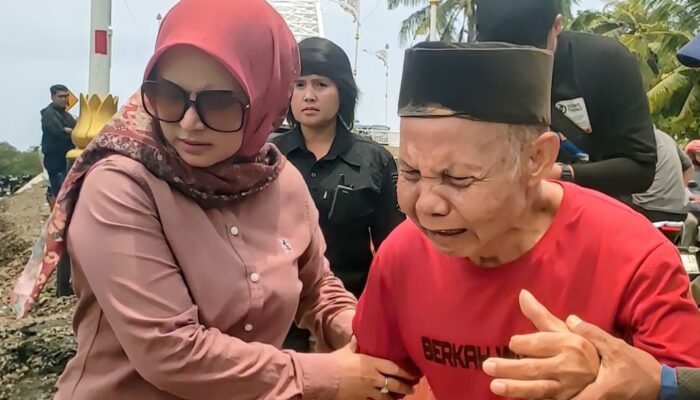Lansia Sebatangkara di Kalipucang Mengadu ke Bupati, Harapan Baru untuk Pengobatan Mata yang Tak Pernah Melihat
